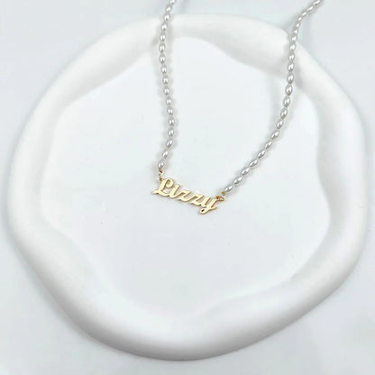 COLLIER PERLES 1 PRÉNOM