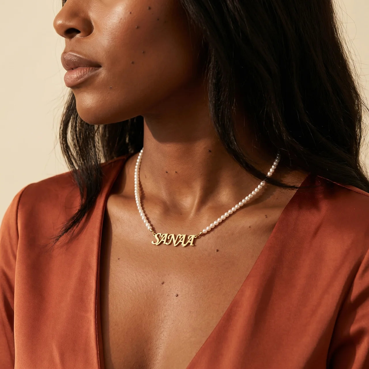 COLLIER PERLES 1 PRÉNOM